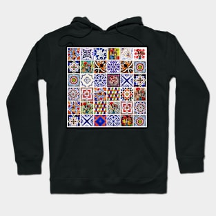 Galo de Barcelos quilt pattern design Hoodie